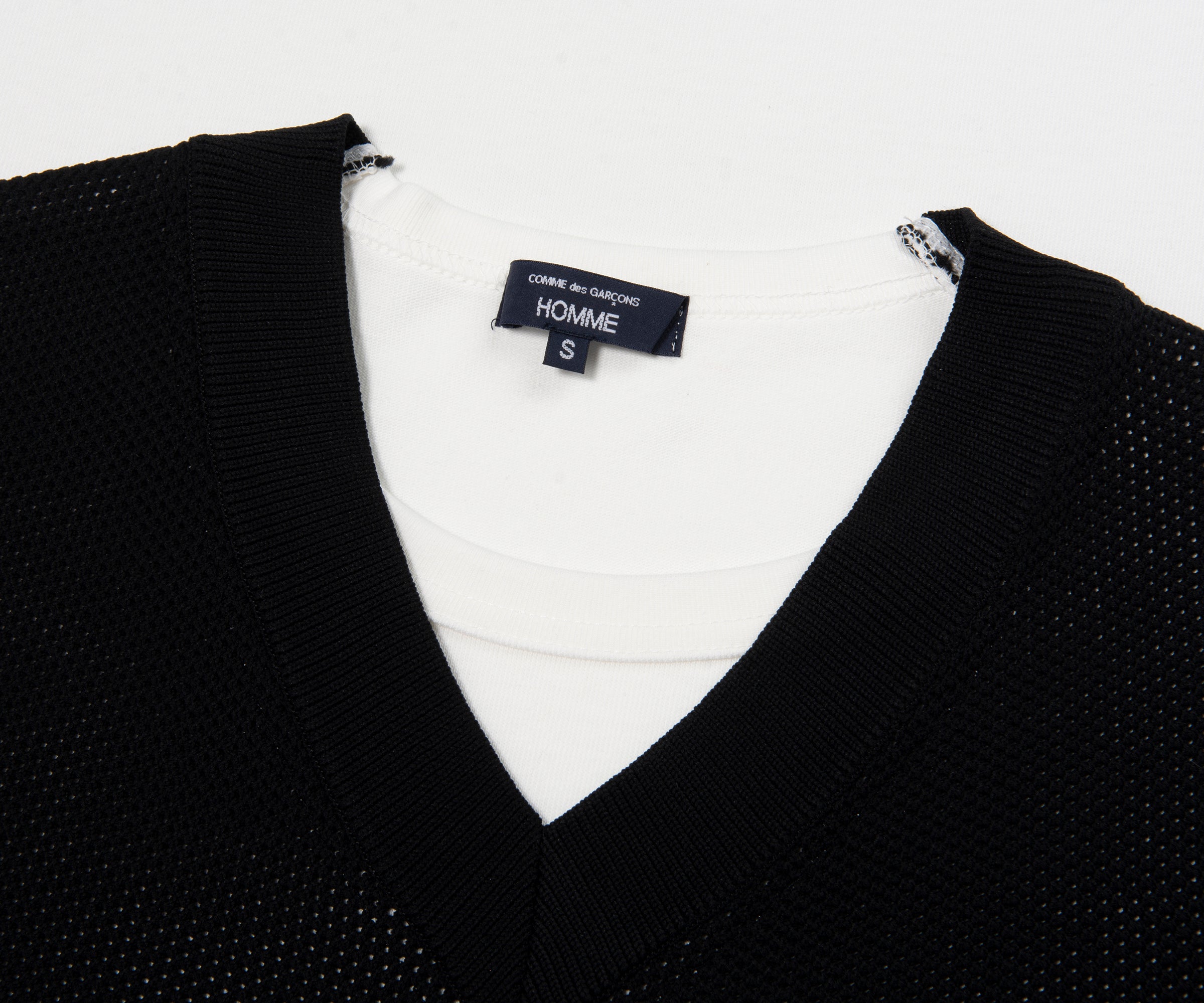 Comme Des Garcons V-Neck Vest T-Shirt Black/White
