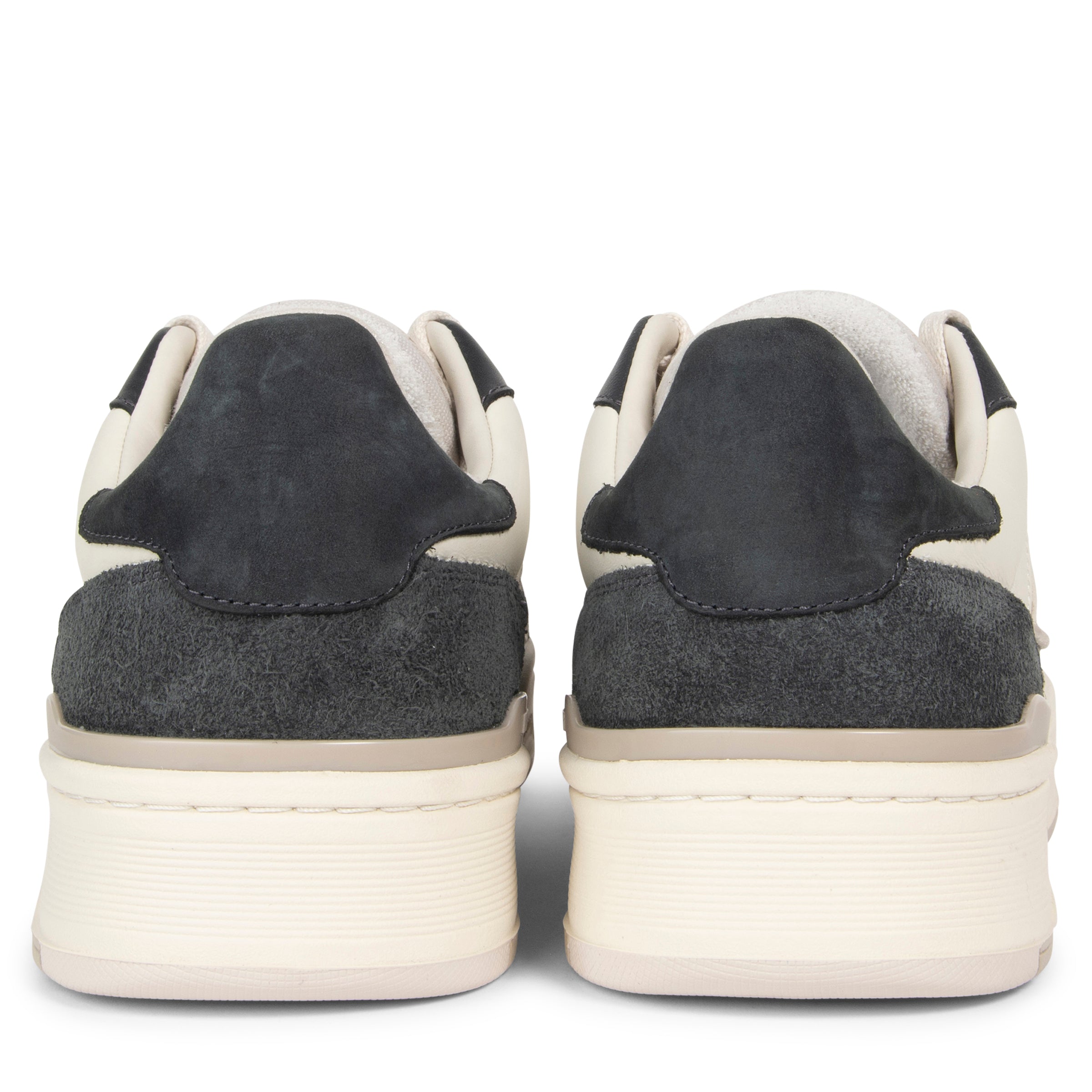 Axel Arigato Beige/Black Clay Sneaker