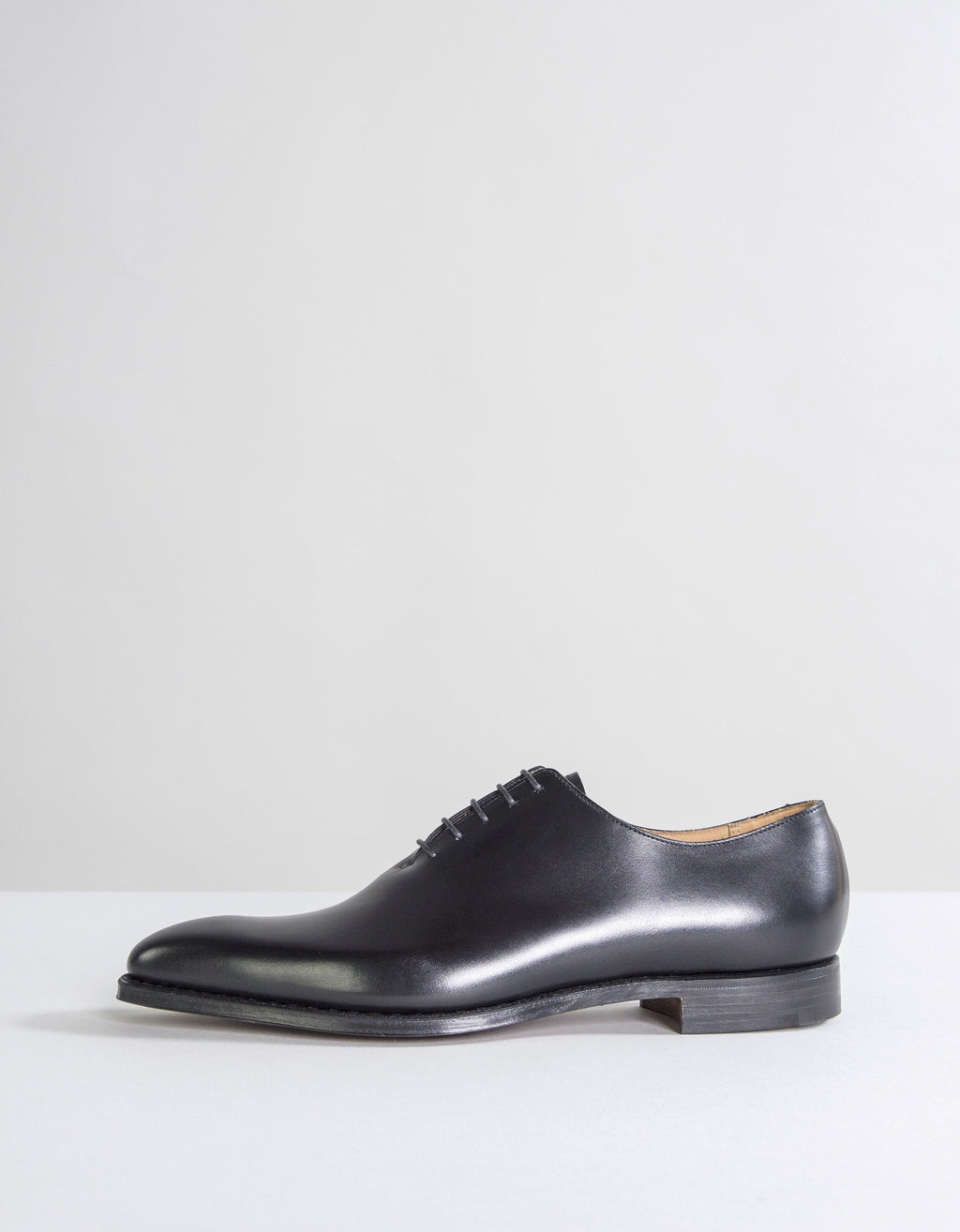 Crockett & Jones 'Alex' Calf Leather Shoes Black