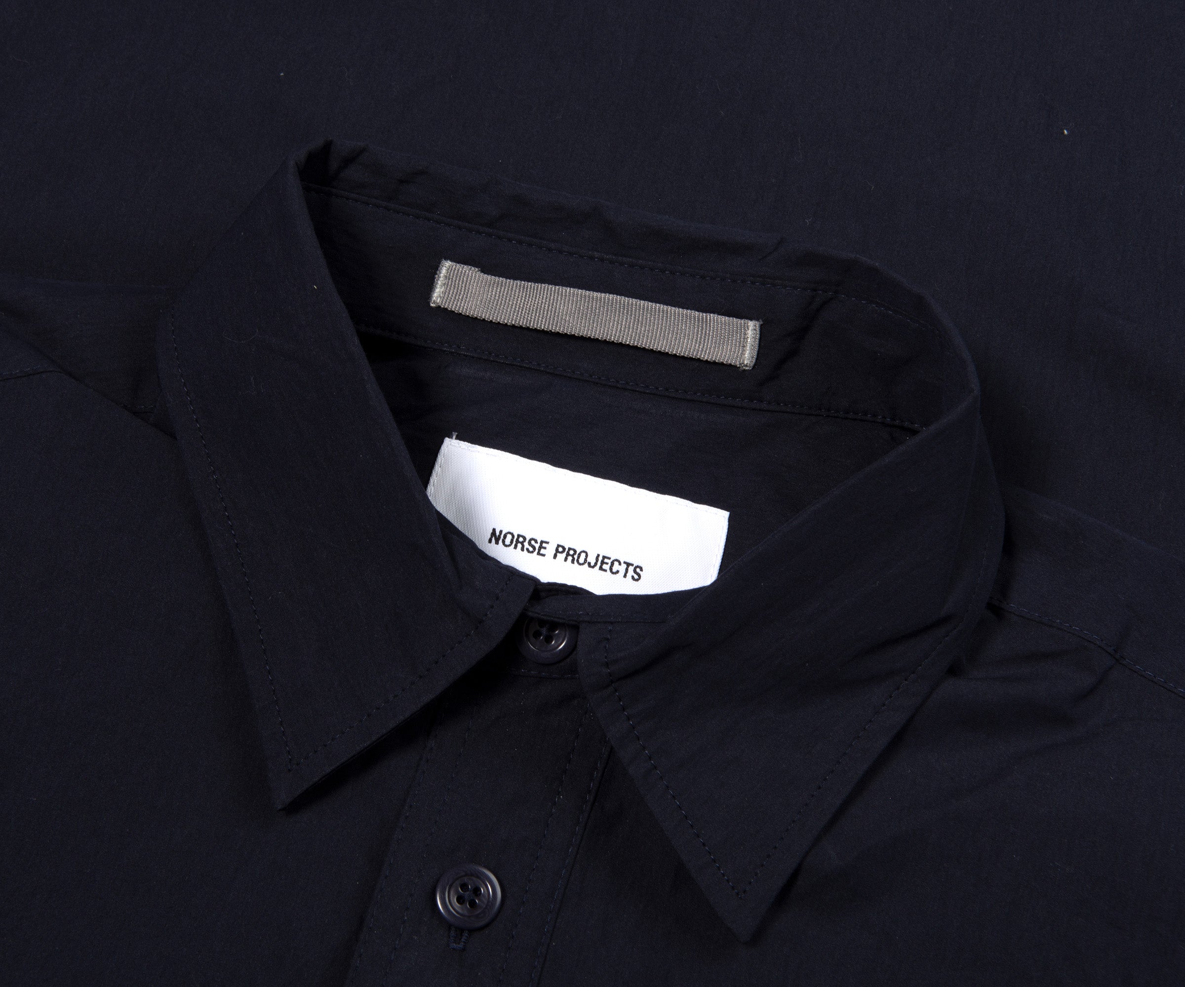 Norse Projects Ivan Tech Poplin SS Shirt Dark Navy
