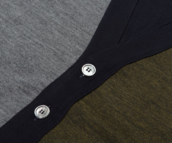 Thom Browne Classic V neck Cardigan In Fine merino Woll Fun Mix