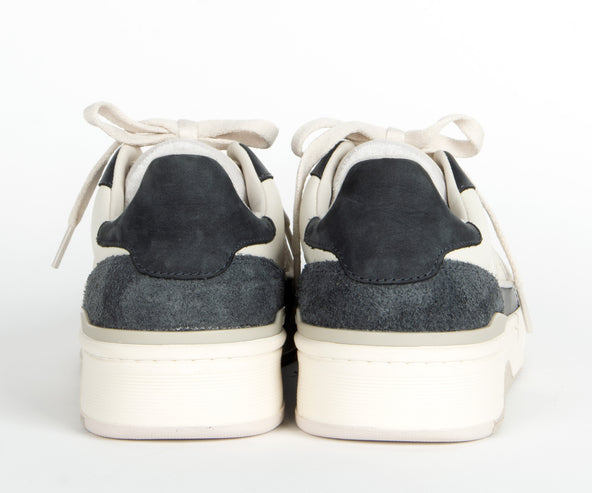 Axel Arigato Clay Court Sneaker Beige/ Navy