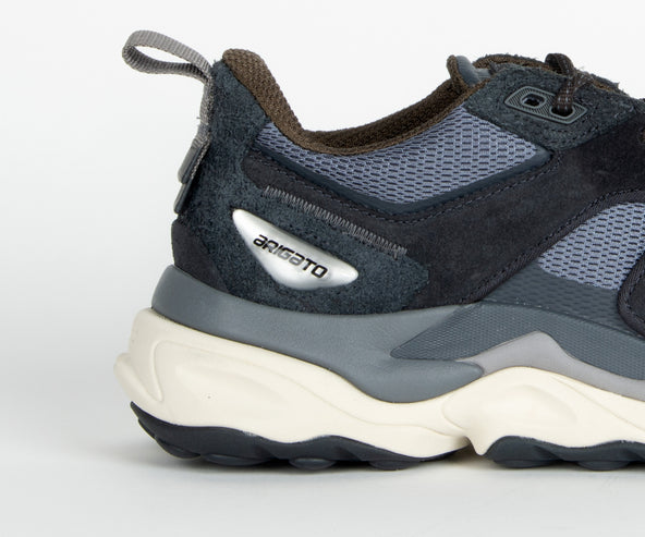 Axel Arigato Satellite Runner Sneaker Grey/Black