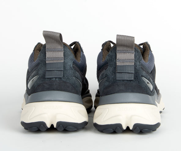 Axel Arigato Satellite Runner Sneaker Grey/Black