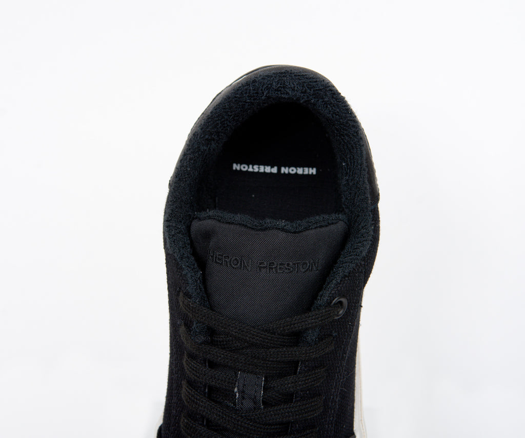 Heron Preston 'Vulcanised' Low Top Trainers Black/White