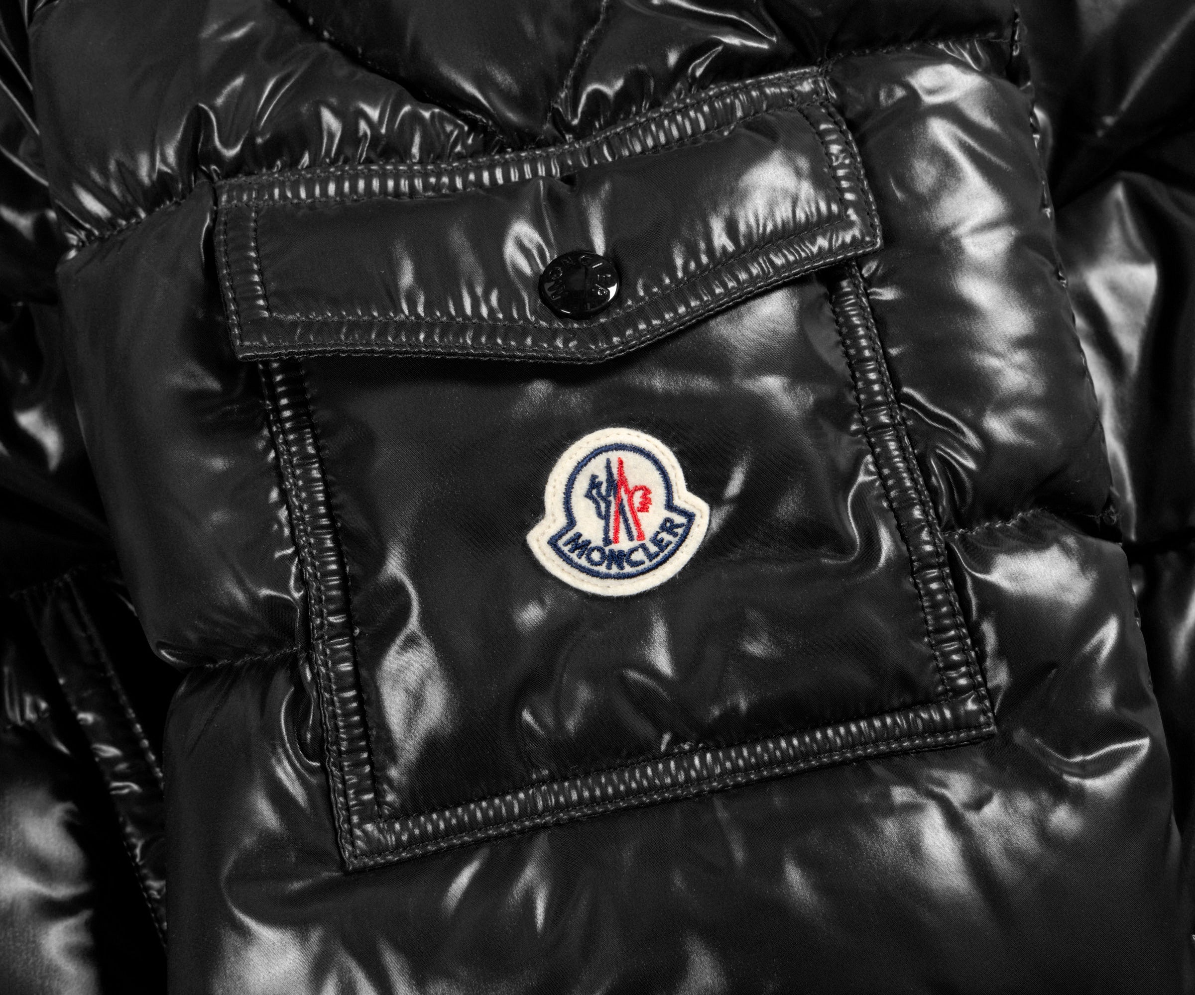 Moncler Maya Short Down Jacket Black