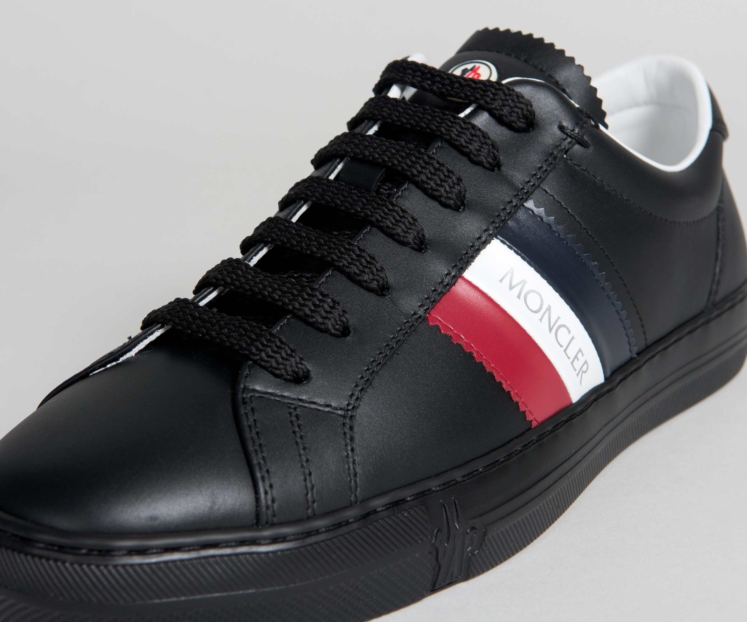 MONCLER Sneakers MONACO in black/ white/ red
