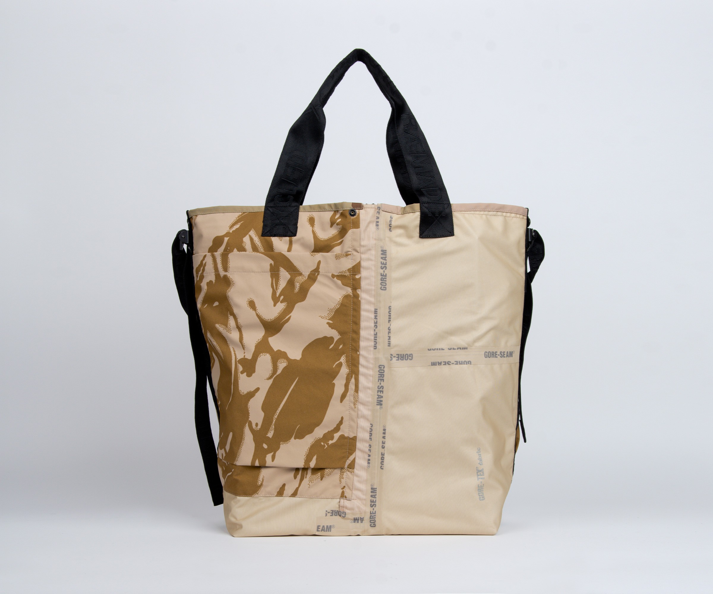 Raeburn reversible Conceal Tote Bag Desert Camo for Men Mens Bags Tote bags 